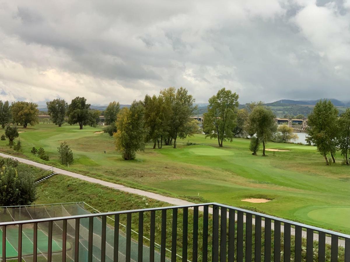 Greenbay Golf Apartments Trenčín Exterior foto